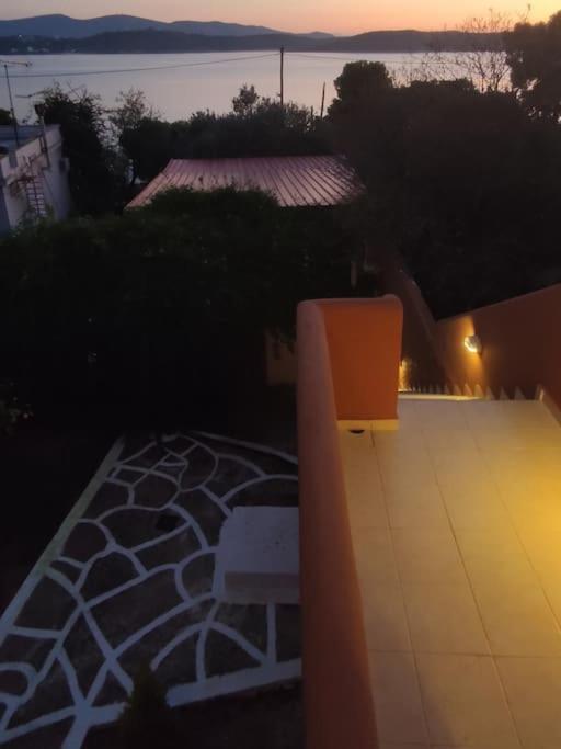 Penthouse Studio Next To The Sea Salamina Exterior photo