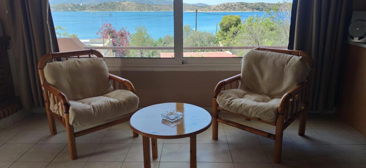 Penthouse Studio Next To The Sea Salamina Exterior photo